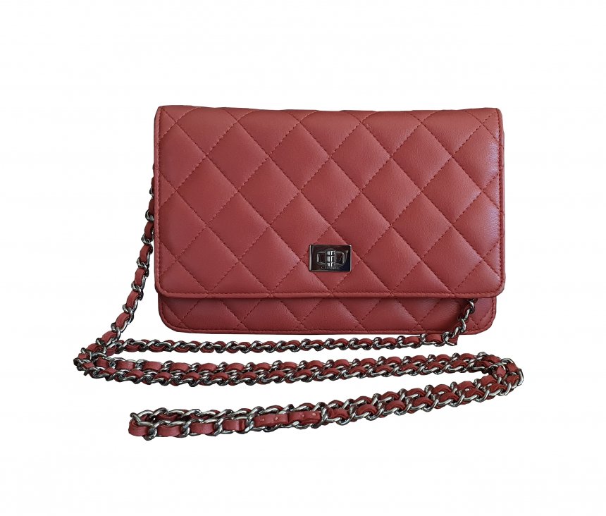 big red chanel bolsa