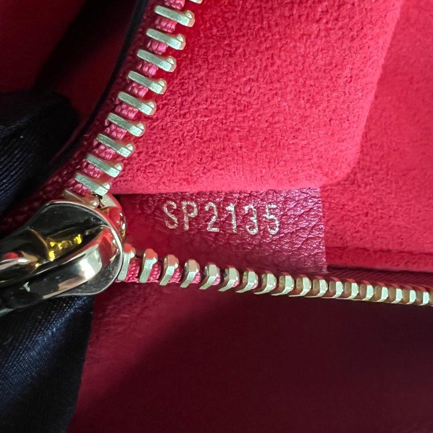 serial number lv bolsa